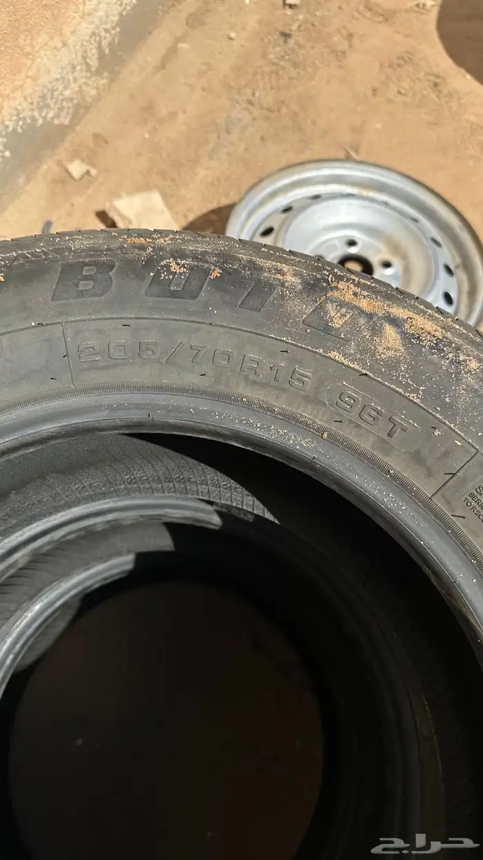 جنوط وكفرات هايلكس مقاس 15 9