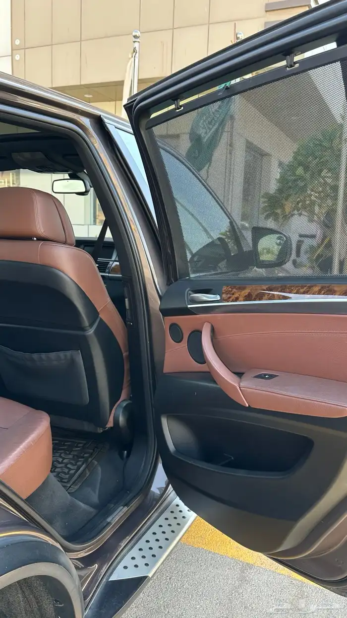 بي ام X5 2012 مصدومه صدمه بسيطه عداد 219 الف ك 19