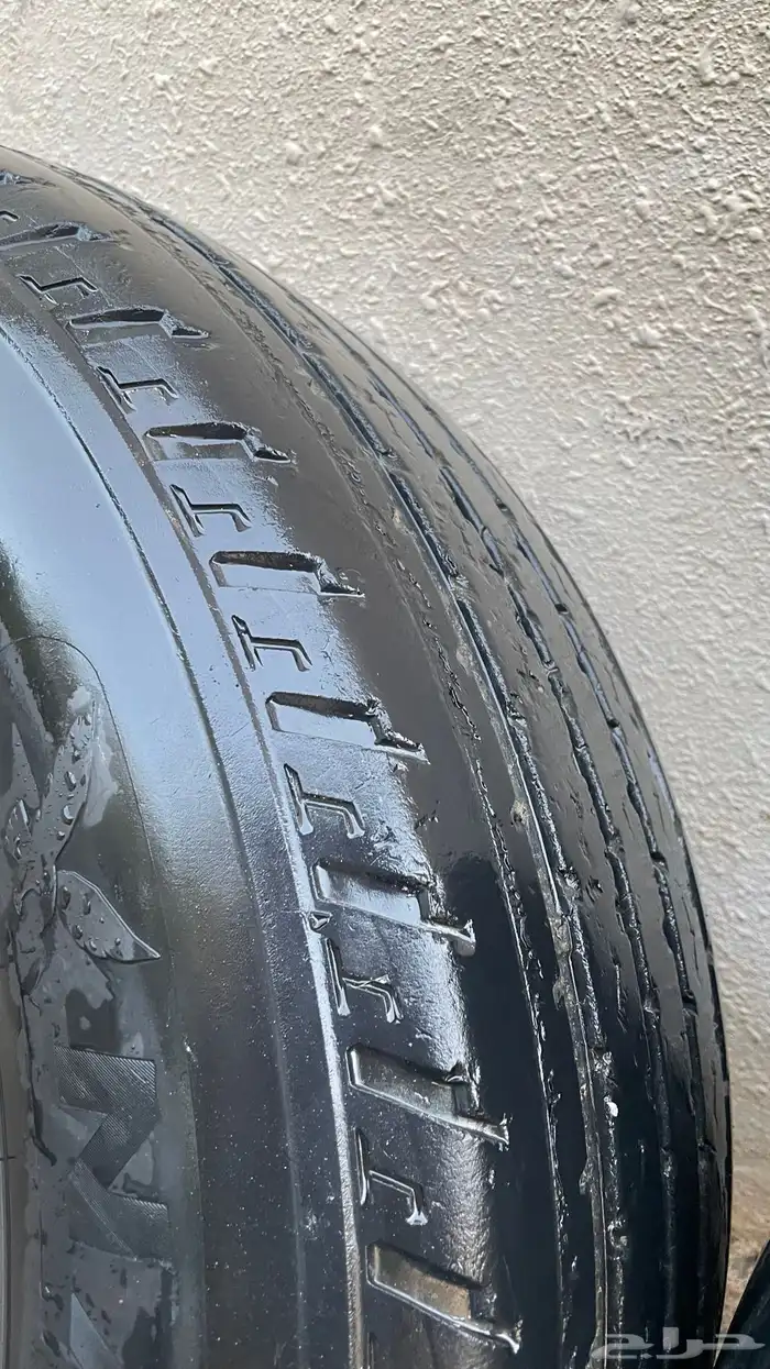 اربع جنوط مع كفرات مقاس 17 8