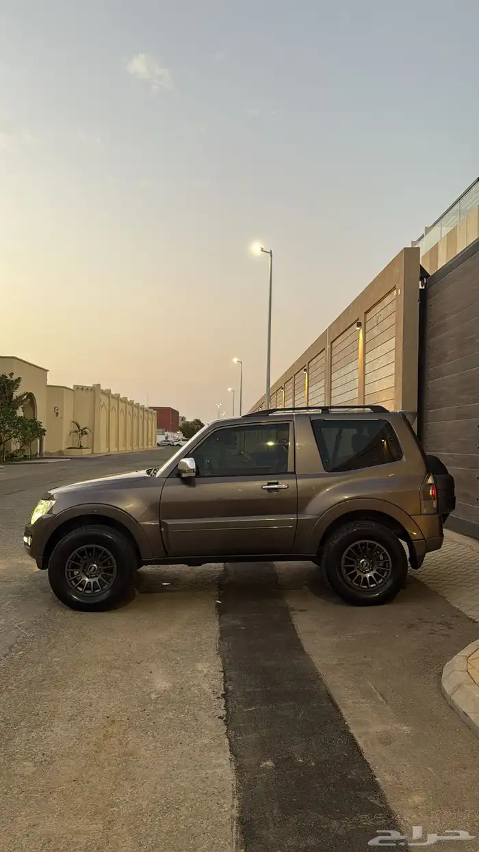 متسوبيشي باجيرو ربع 14