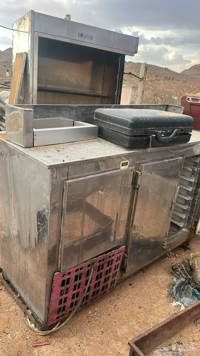 أغراض مطعم للبيع 6