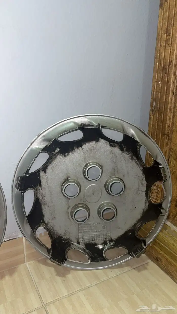 طيس كامري امريكي اصلي على السوم 5