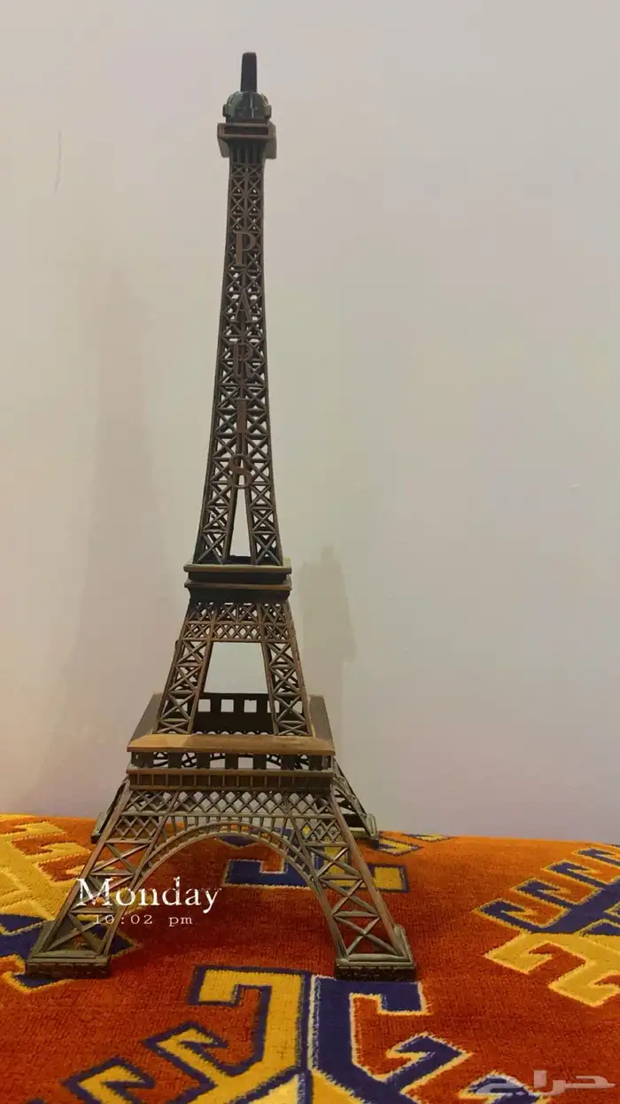 مجسم برج إيفل أنيق 0