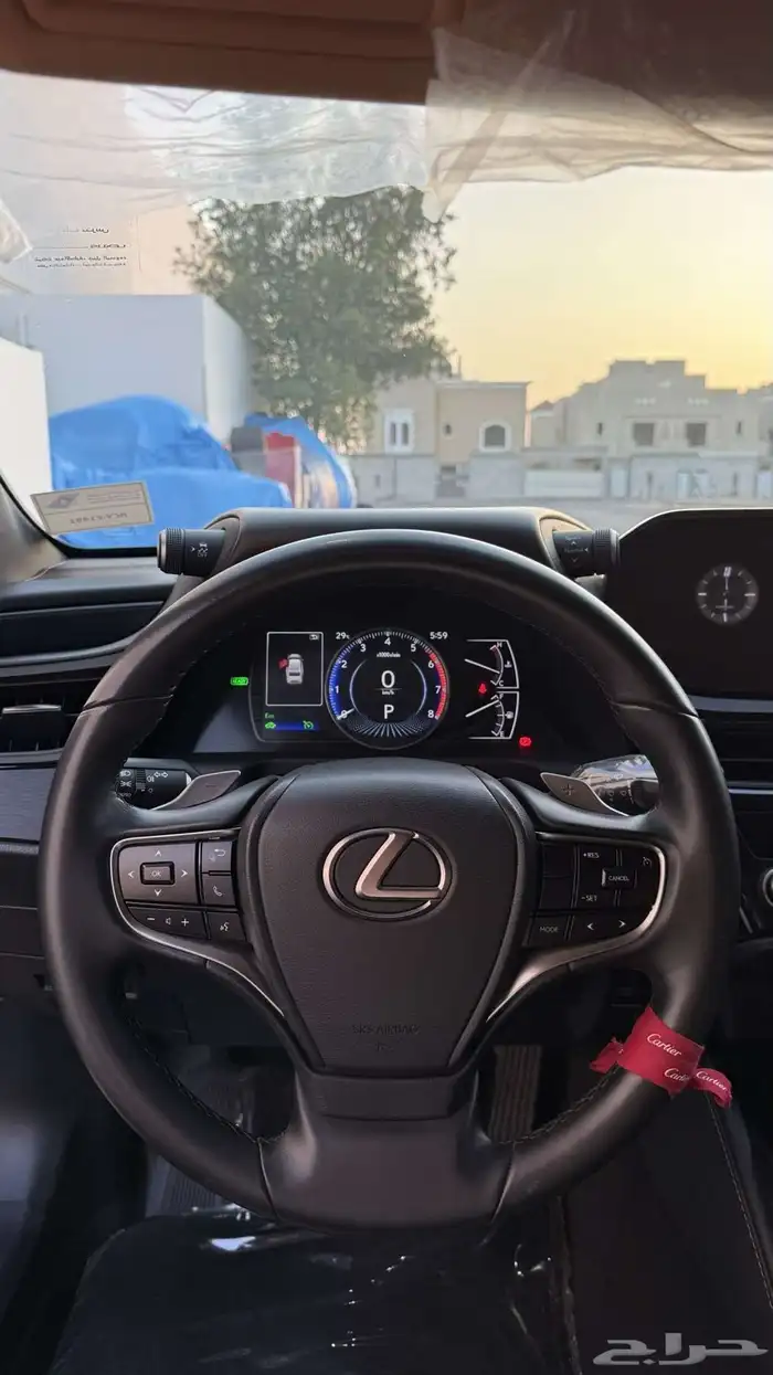 لكزس2023 هايبرد 4
