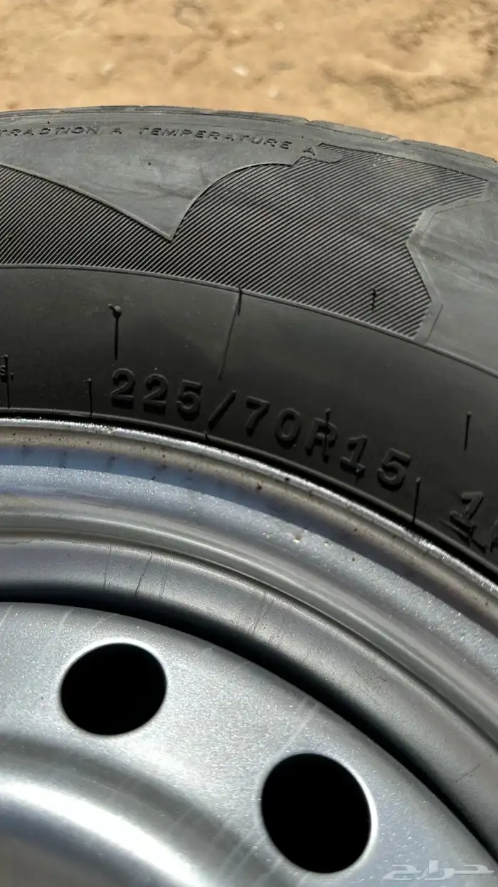 جنوط وكفرات هايلكس مقاس 15 8