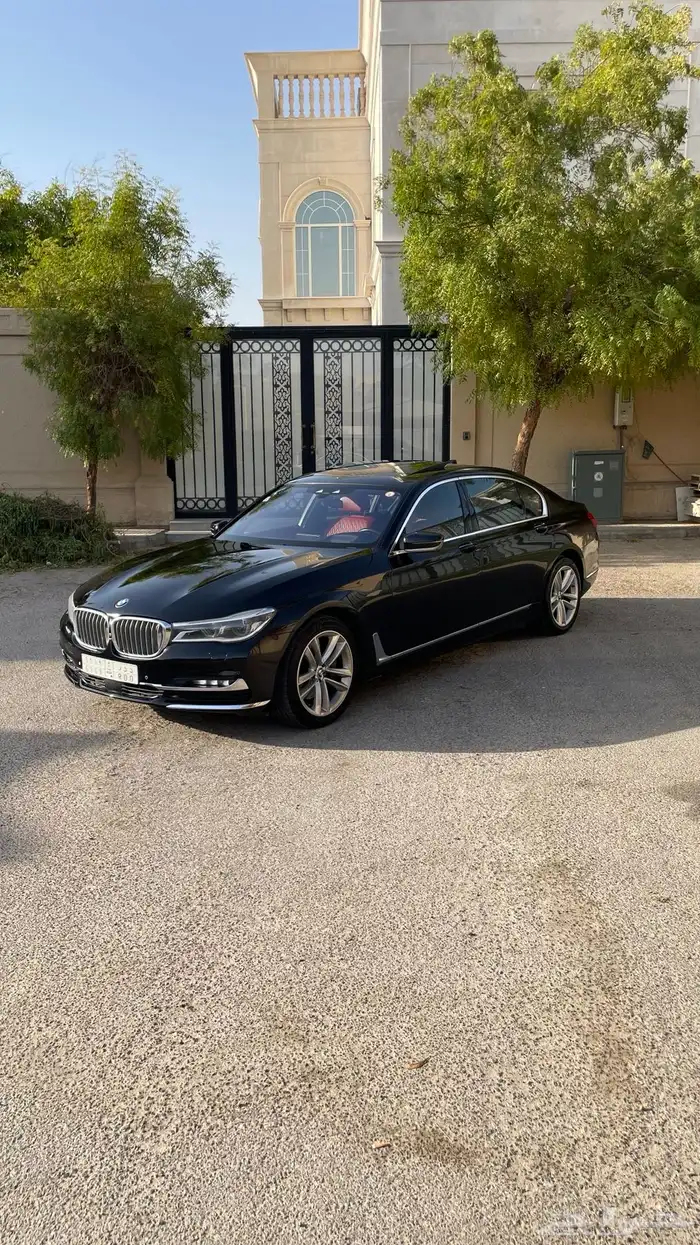 BMW 740Li 2018 12