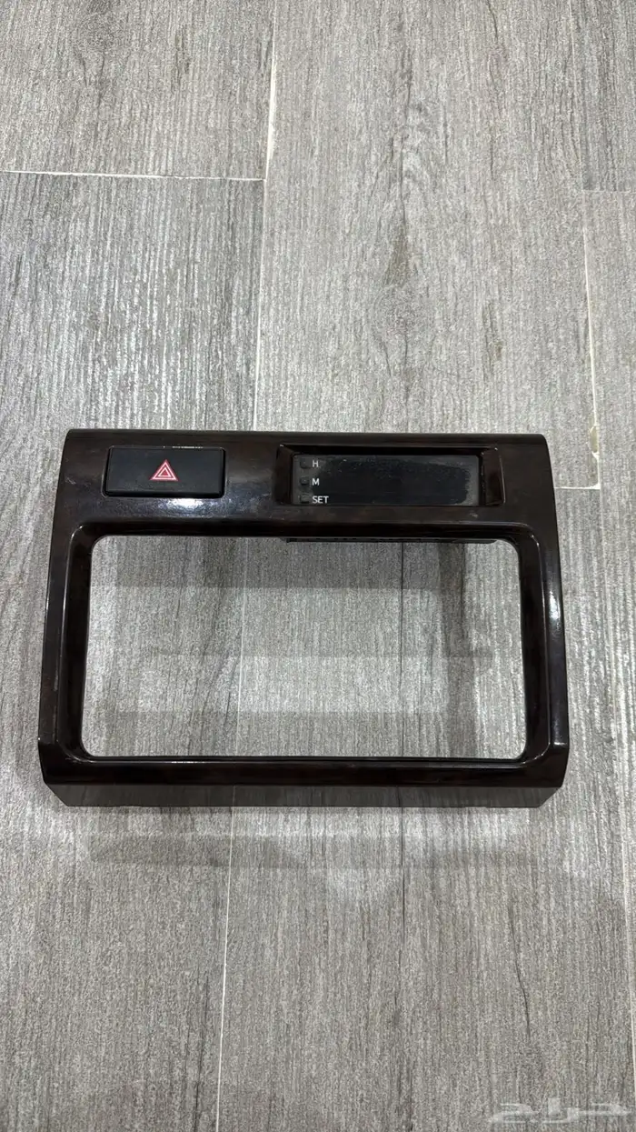 ديكور مسجل ربع سعودي مع الساعه و الفلشر للبيع شرط الشرط 0