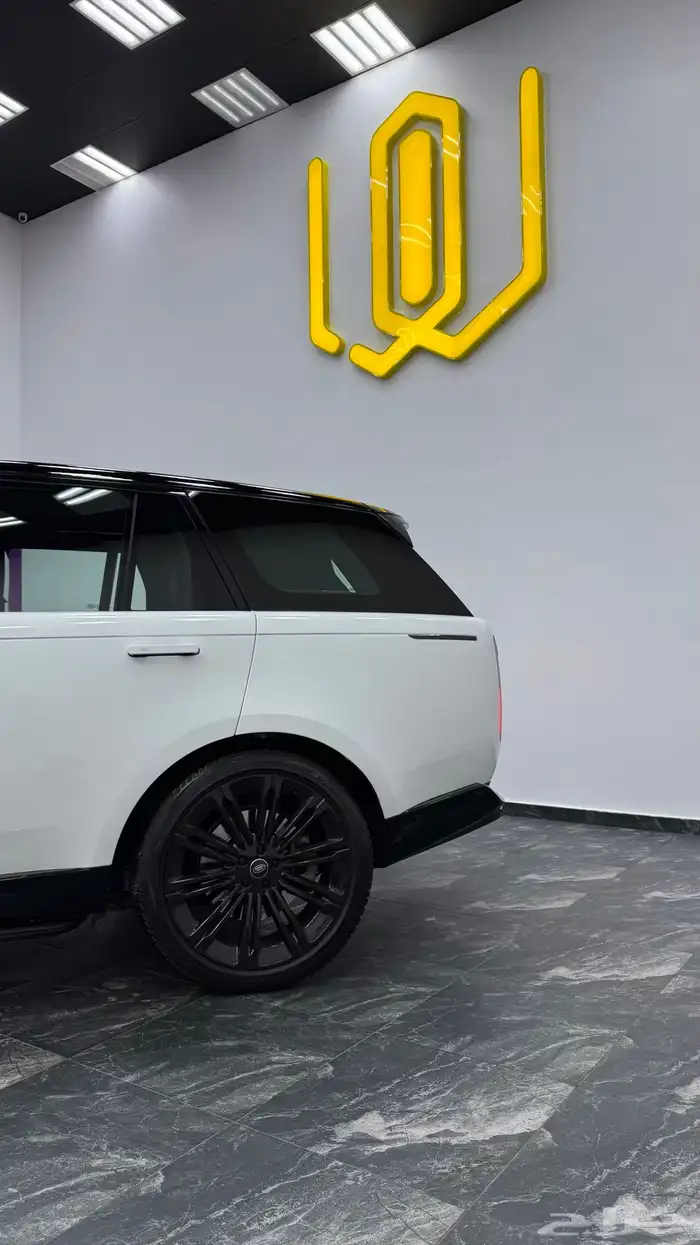 رنج روفر V8 للايجار اليومي والشهري للافراد والشركات 4