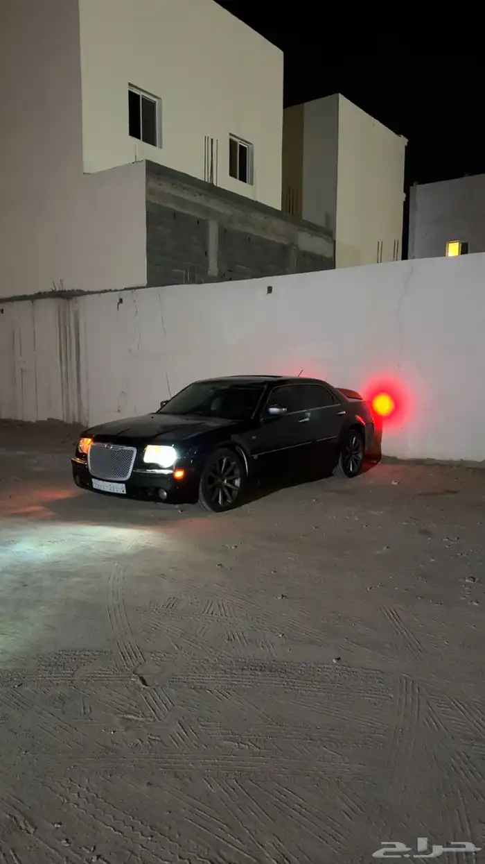 كرايسلر 2005 هيمي v8 الموتر نظيف ومايشكي من شي 0
