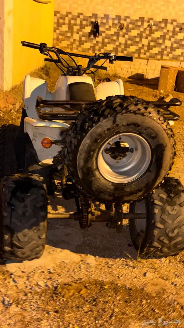 دباب سويدي مركب له مكينة بلوف حجم المكينه 150 5