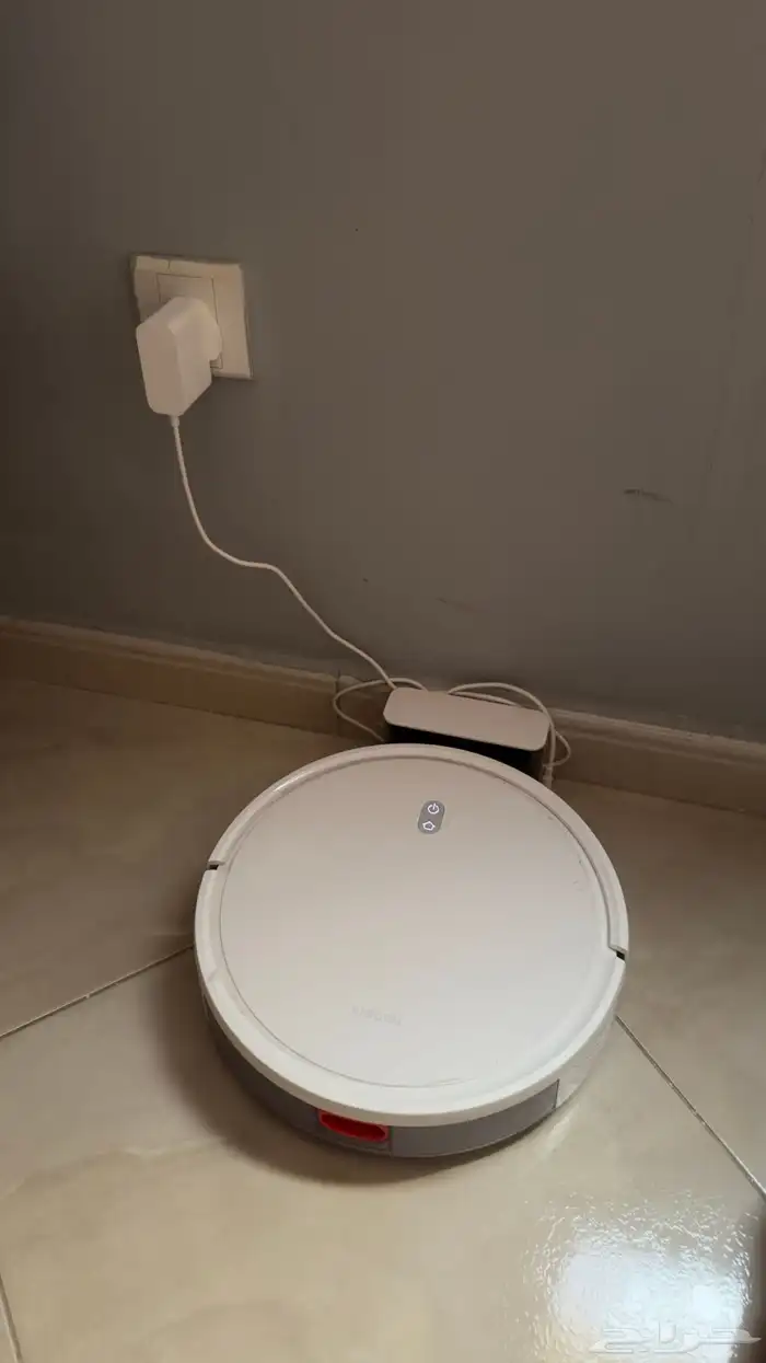 روبوت مكنسة كهربائية 1