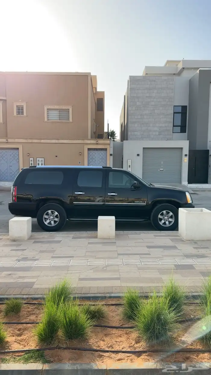 جمس دينالي صالون وارد الجميح سعودي 2007اللوحه خارج البيعه 14