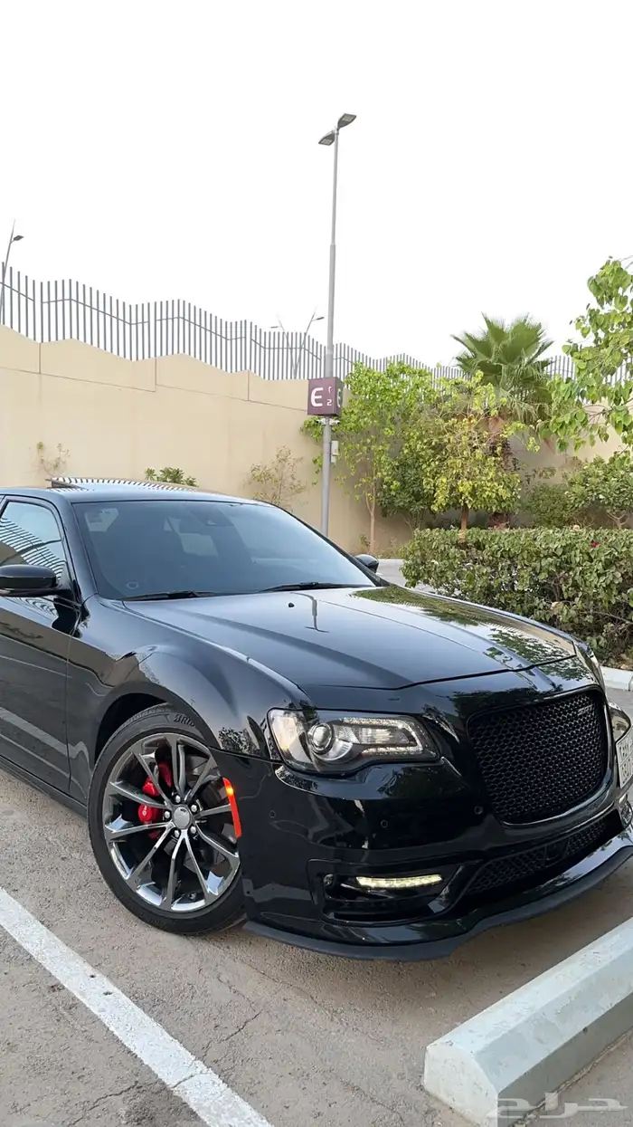 كرايسلر SRT 2017 0