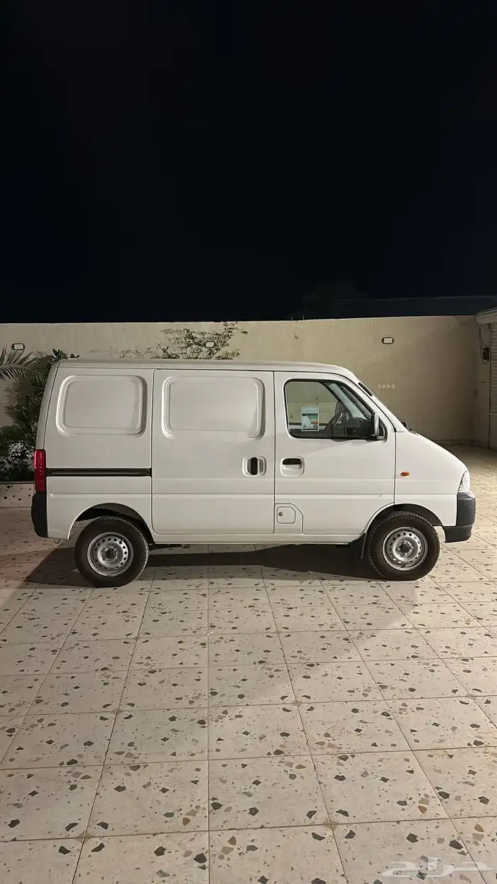 سوزوكي ايكو للايجار اليومي والشهري داخل الرياض 3
