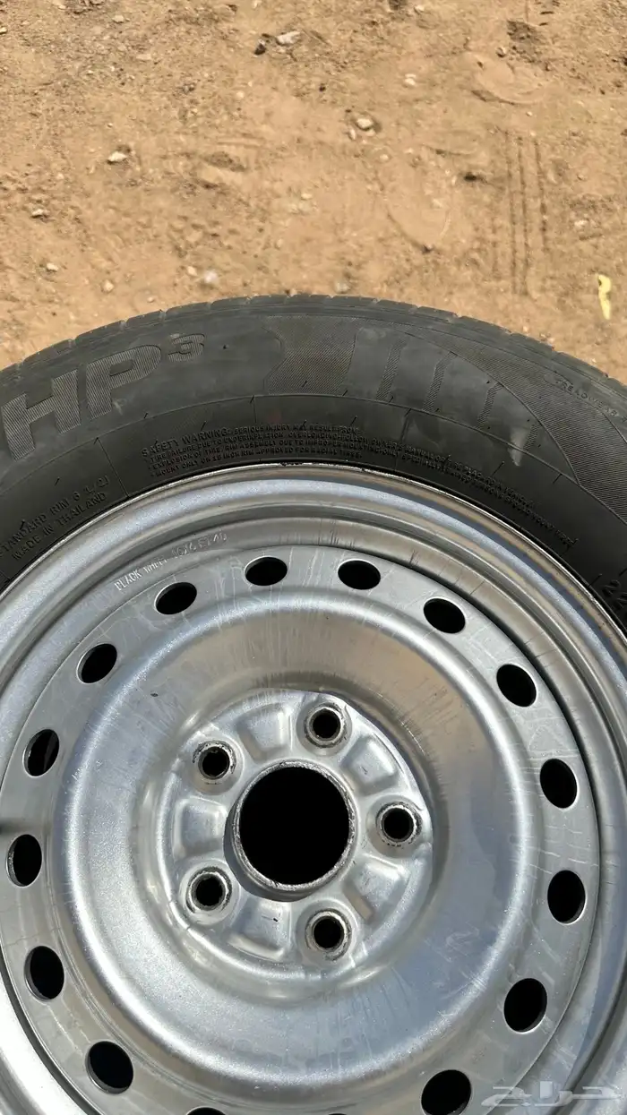 جنوط وكفرات هايلكس مقاس 15 12