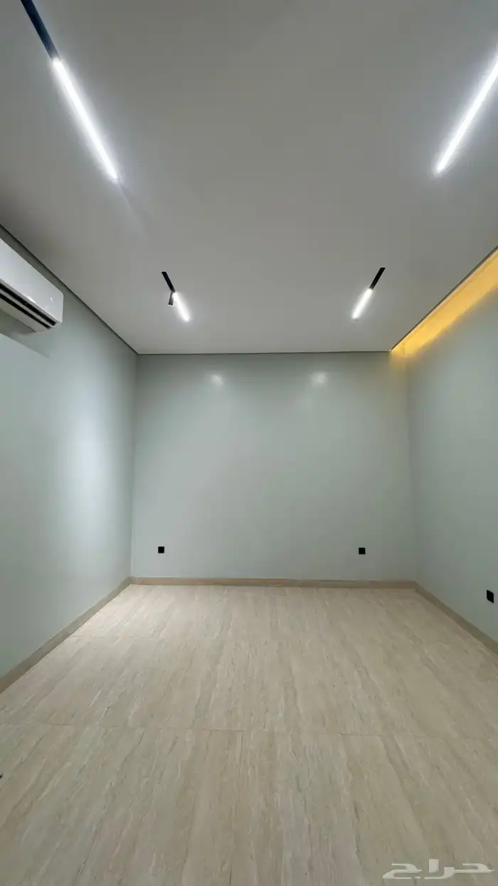 دور أرضي للبيع حي العارض 14