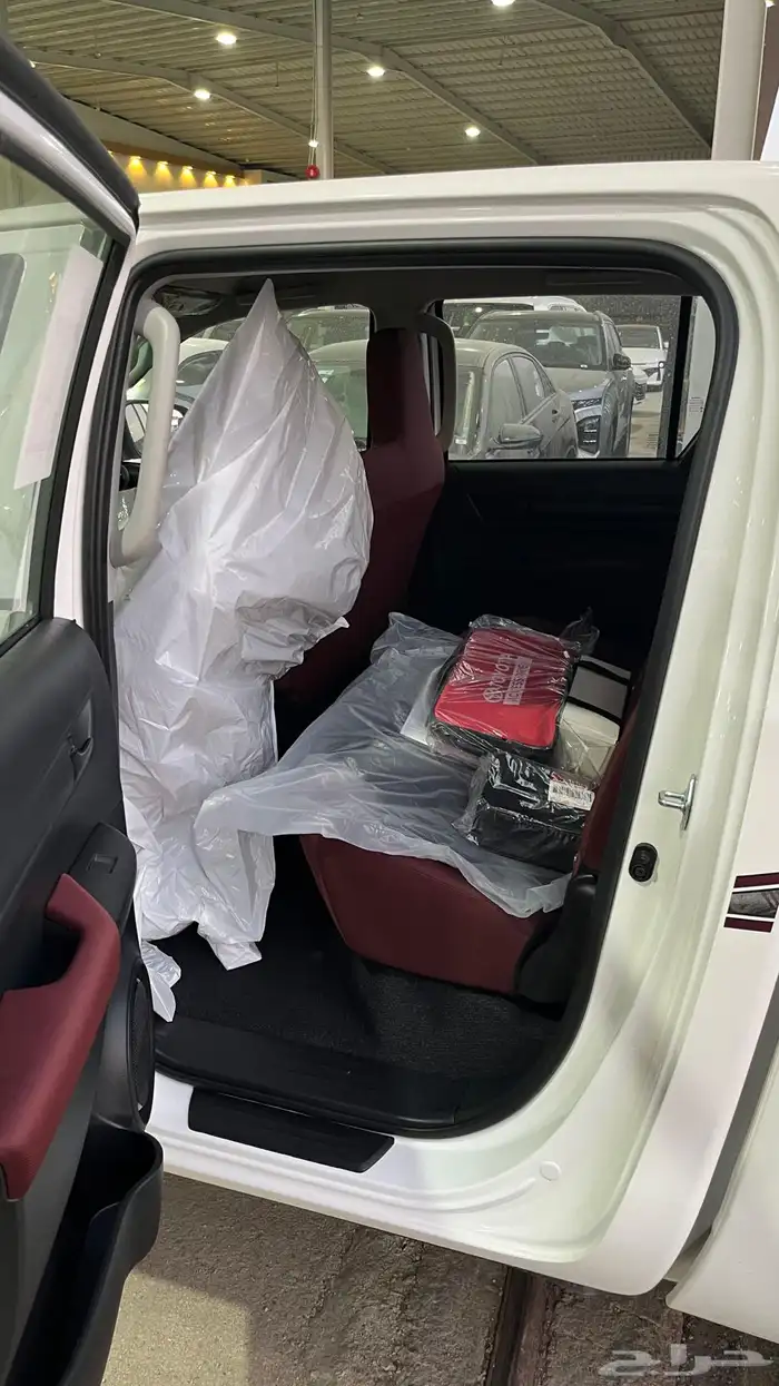 تويوتا هايلوكس غمارتين سلق GL2 ديزل 2025 6