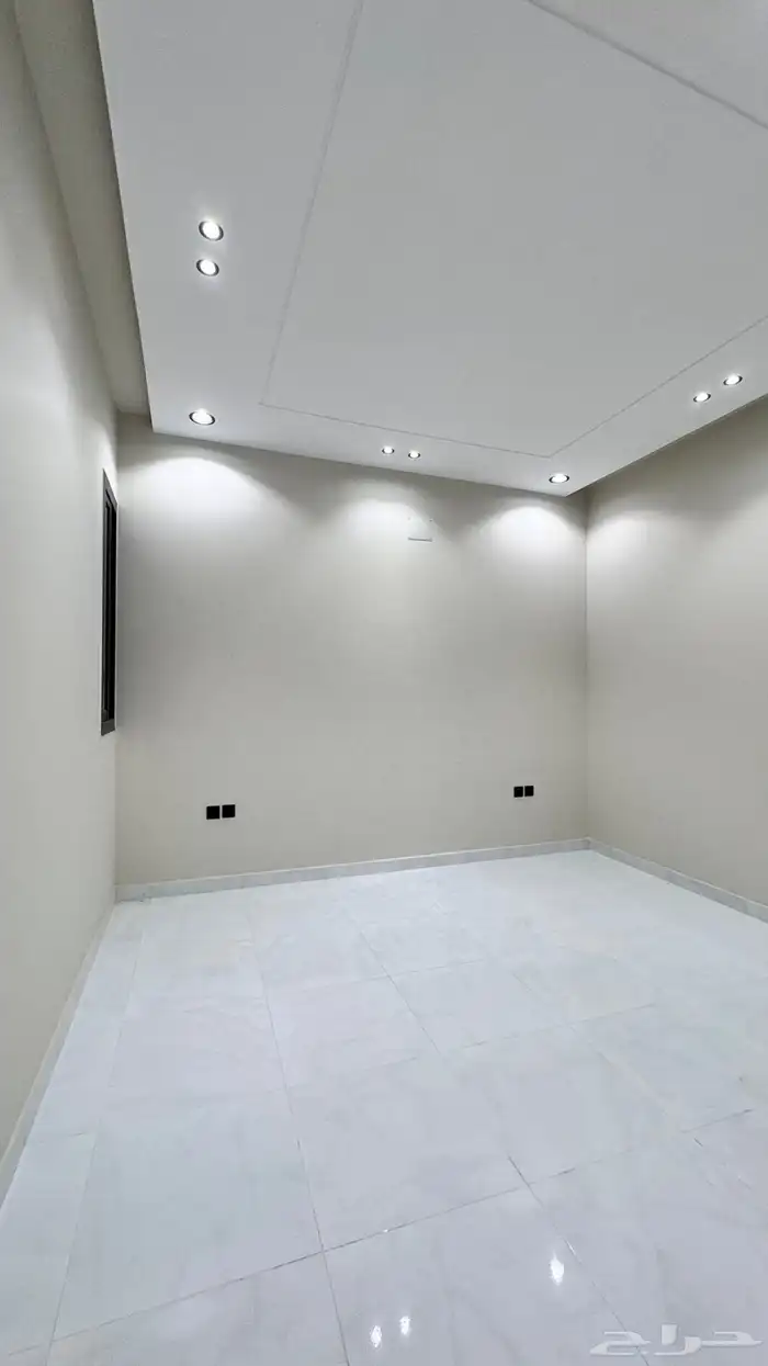 للبيع ادوار ارضيه ابهاالمحاله 19