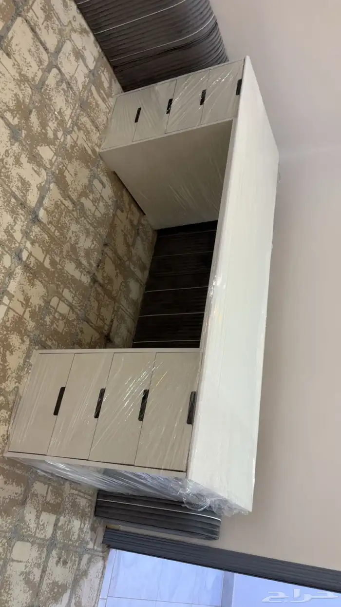 طاوله قيمنق يوجد توصيل 4