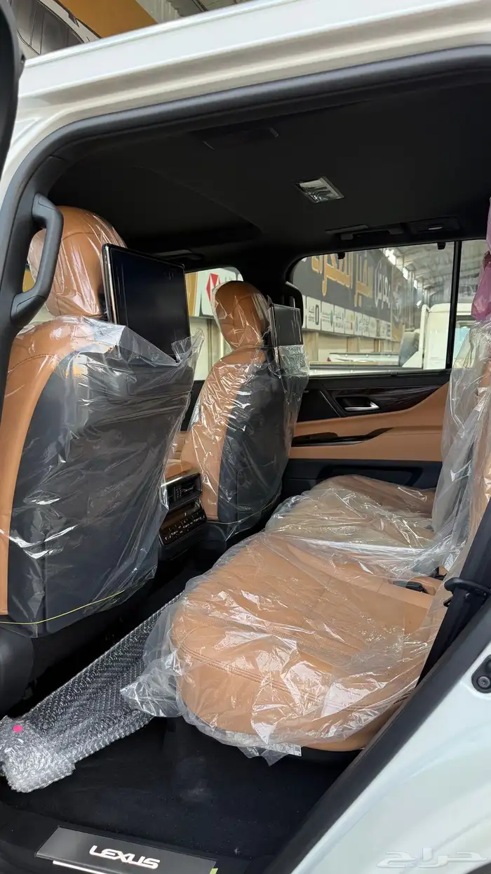 لكزس LX600 - BB - 2025 - عبداللطيف جميل 5