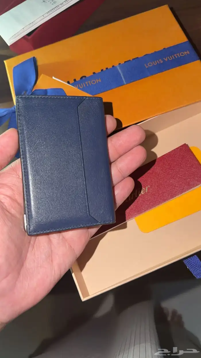 محفظة كارتير لم تستخدم 3