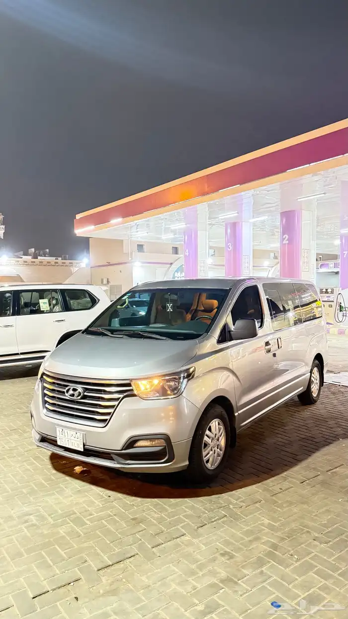 سيارة هيونداي H1 موديل 2020 للإيجار 1