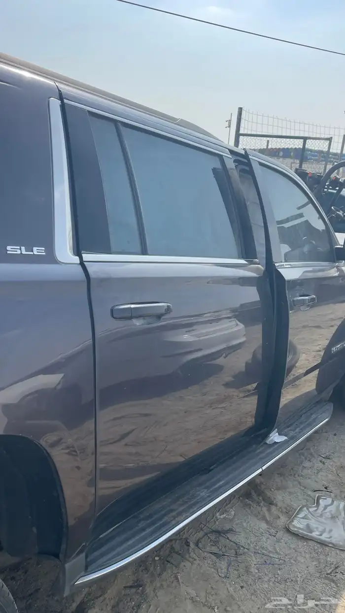 gmc yukon xl قطع غيار فقط 2016 4