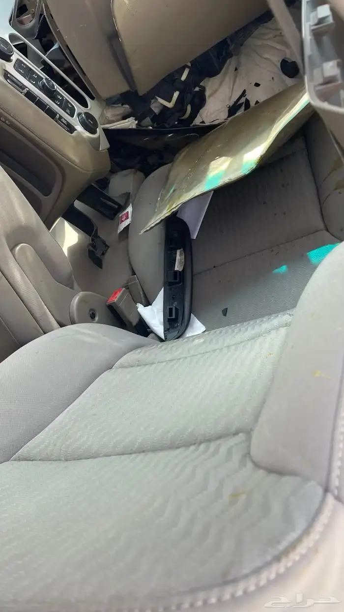 gmc yukon xl قطع غيار فقط 2016 12
