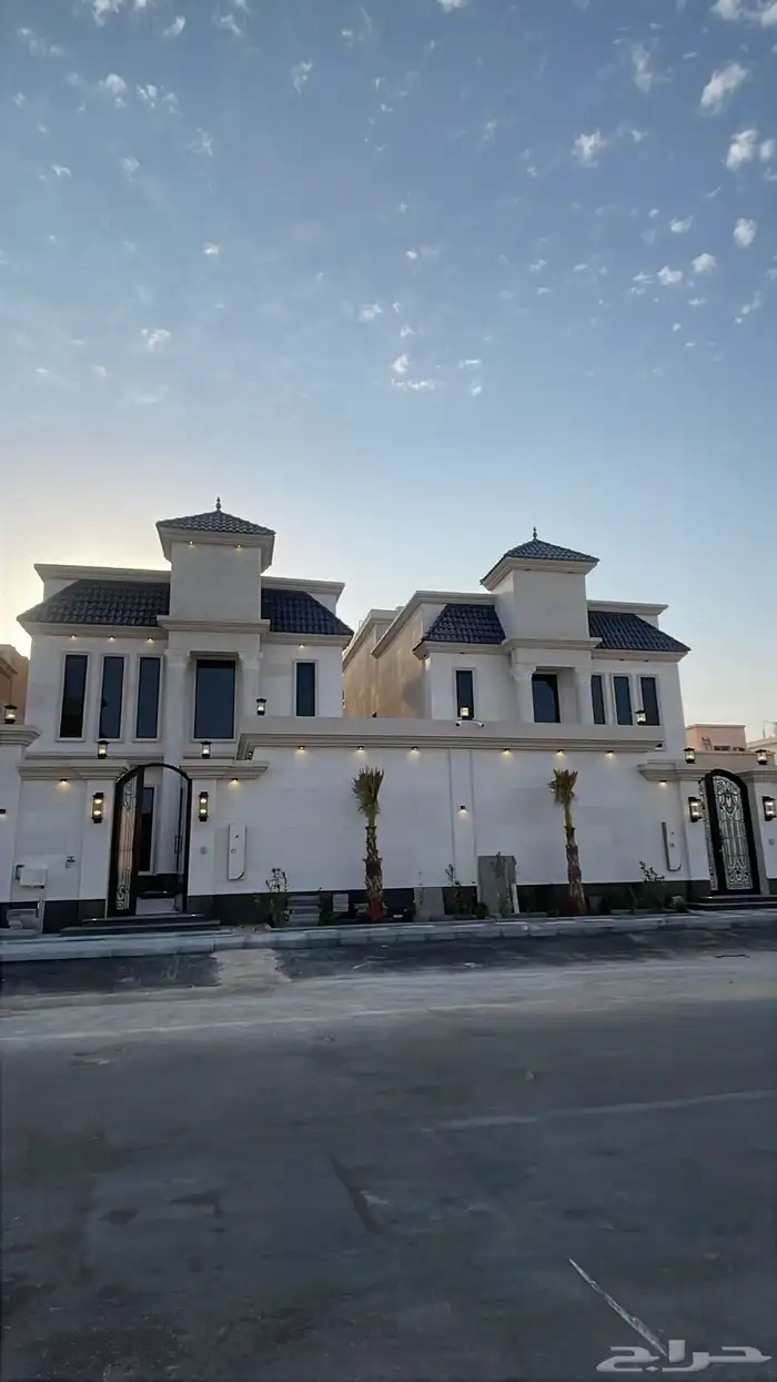 فلل للبيع بالخبر حي العزيزيه 0