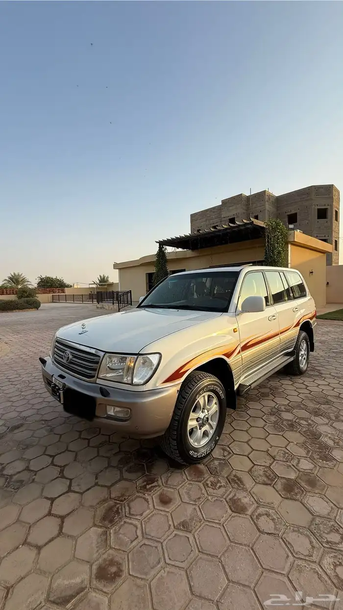 لاندكروزر 2005 وارد البازعي فل كامل قير عادي GXR فل 1