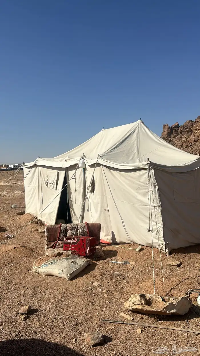 خيمه عمودين مابه ال شق بسيط من فوق 1