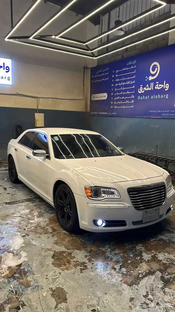 للبيع كرايسلر C300 سلندر 8 1