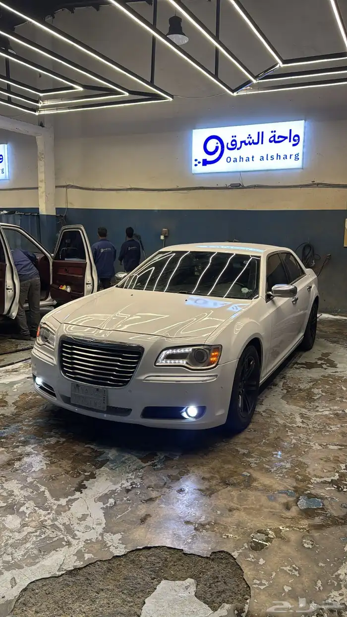 للبيع كرايسلر C300 سلندر 8 2