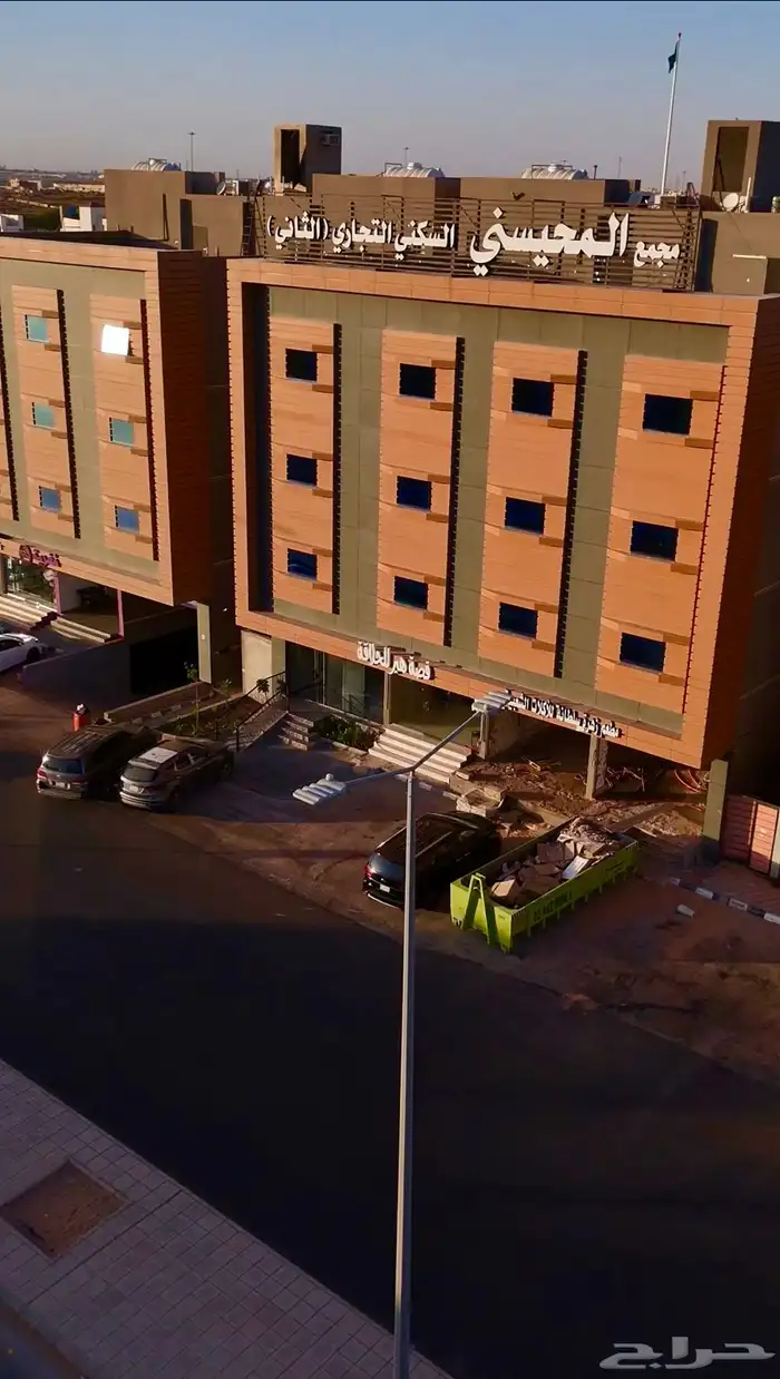 عماره تجارية فاخره شمال بريده مؤجره 10 سنوات 2
