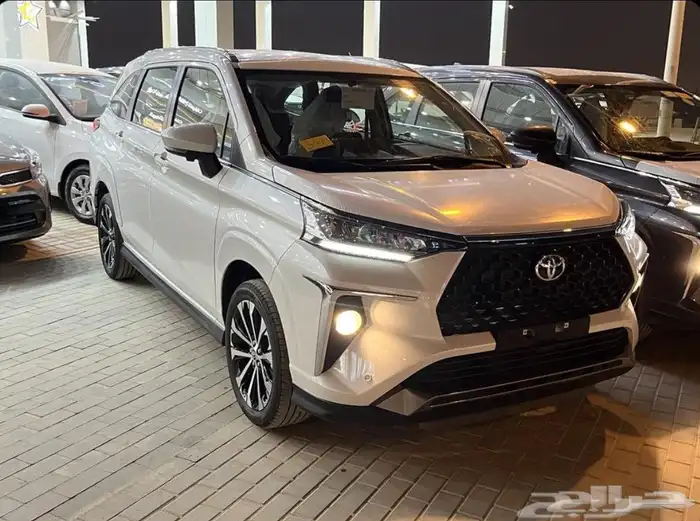 تويوتا فيلوز م 2025 GLX سعودي 3