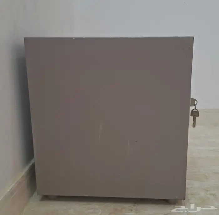 خزنه للبيع 1