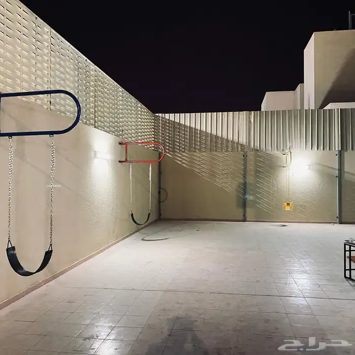 مرجيحة جدارية أنيقة وعملية 2