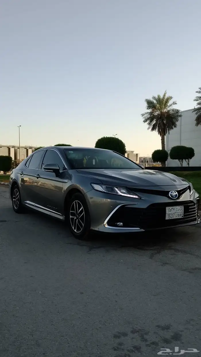 Camry hybrid le 1