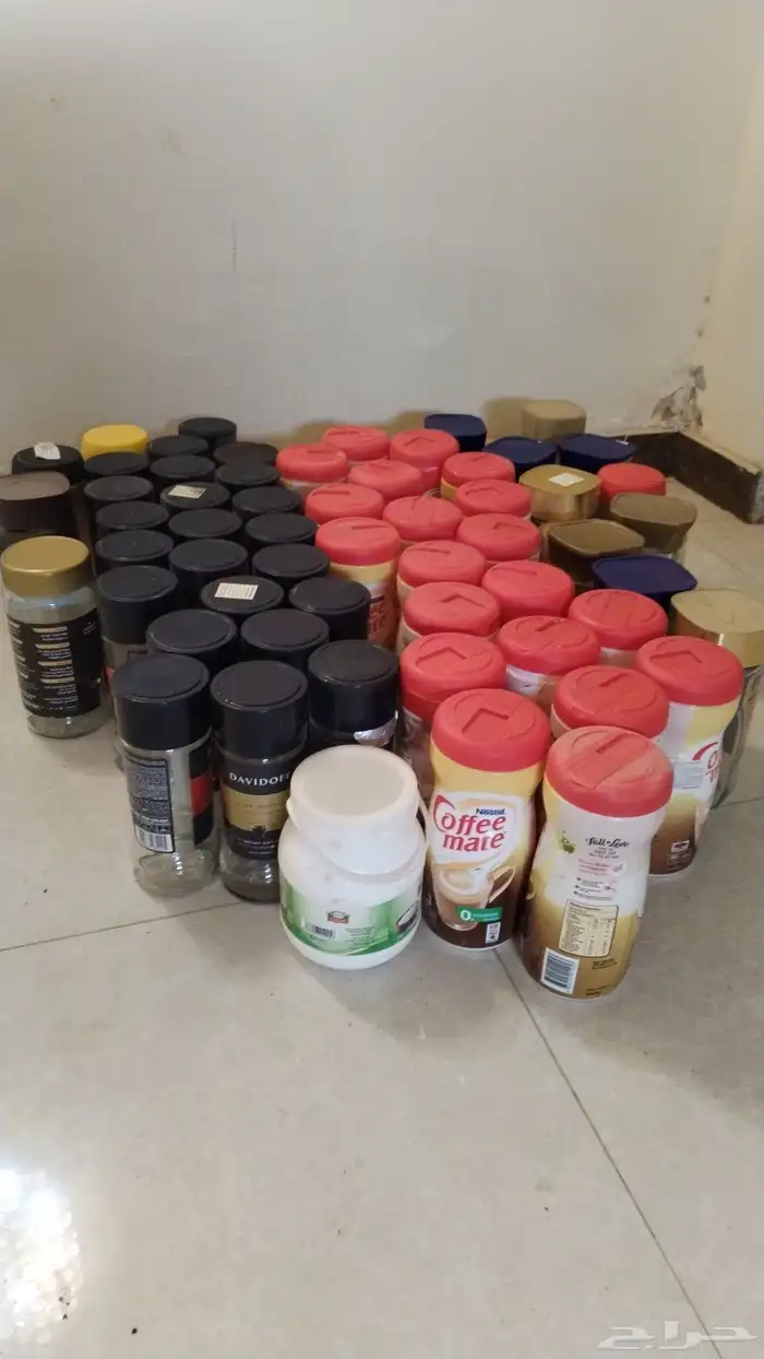 علب نسكافيه وعلب مبيض القهوة (كوفي ميت) فارغة 1