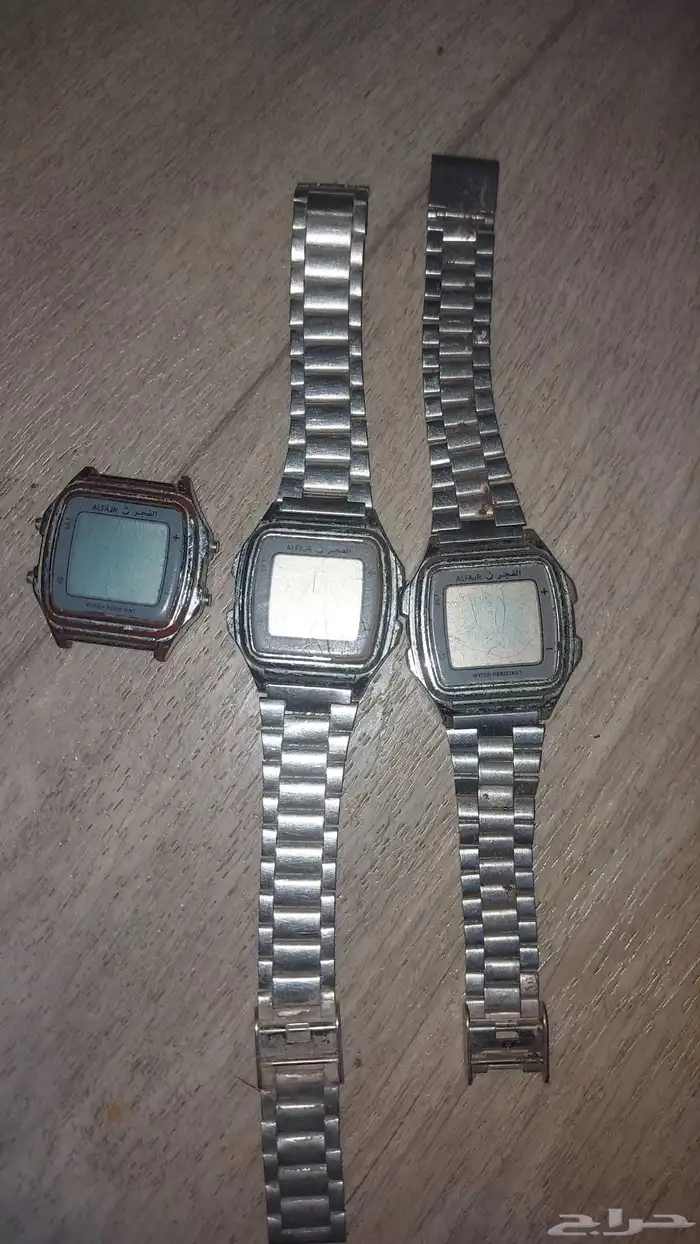 مجموعه ساعات قديمه CASIO 4