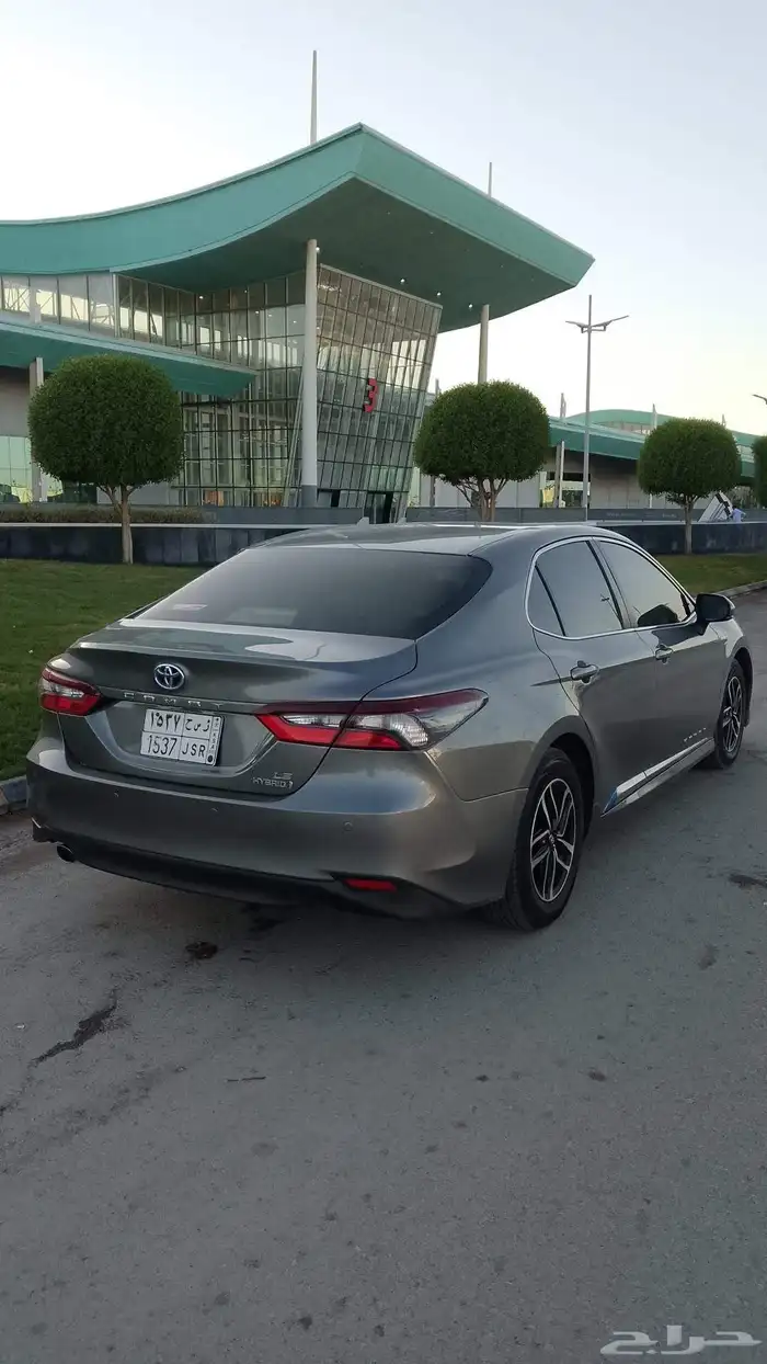 Camry hybrid le 0