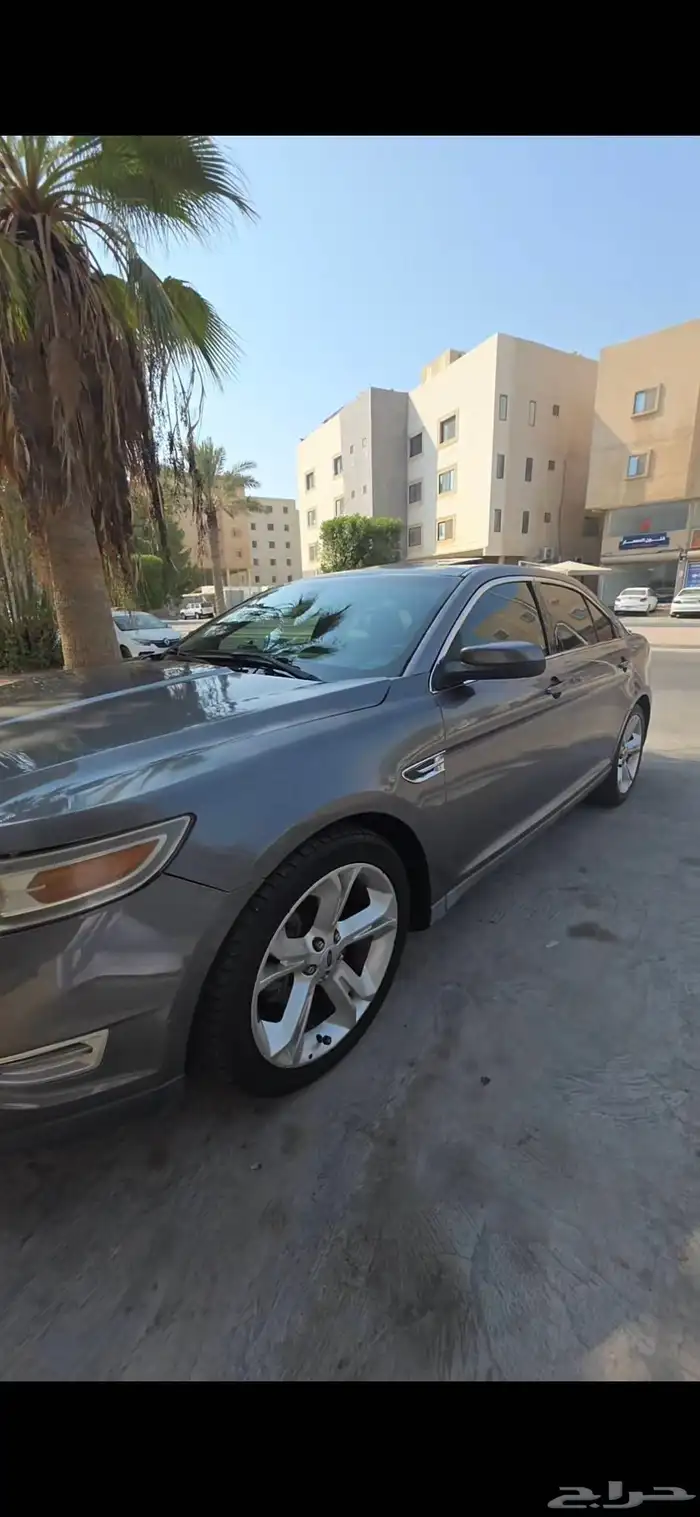 للبيع فورد تورس فئة شو 2011 Taurus SHO 0