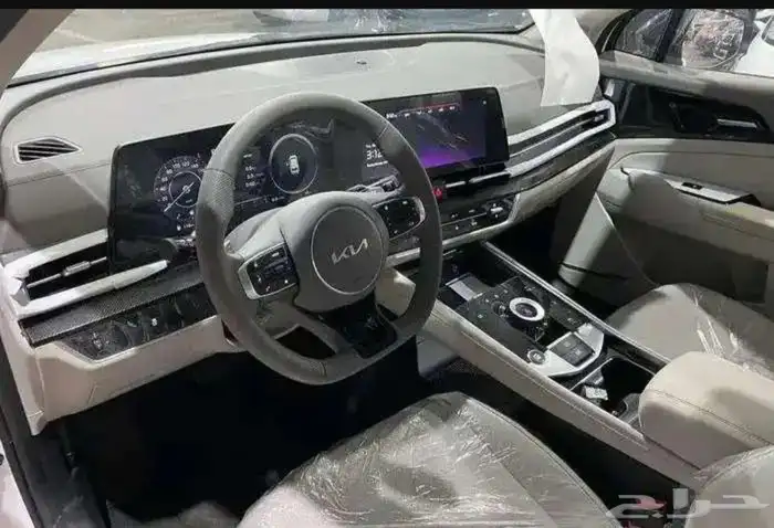 كيا سبورتاج 2025 ستاندر ونص فل... اقساط 6