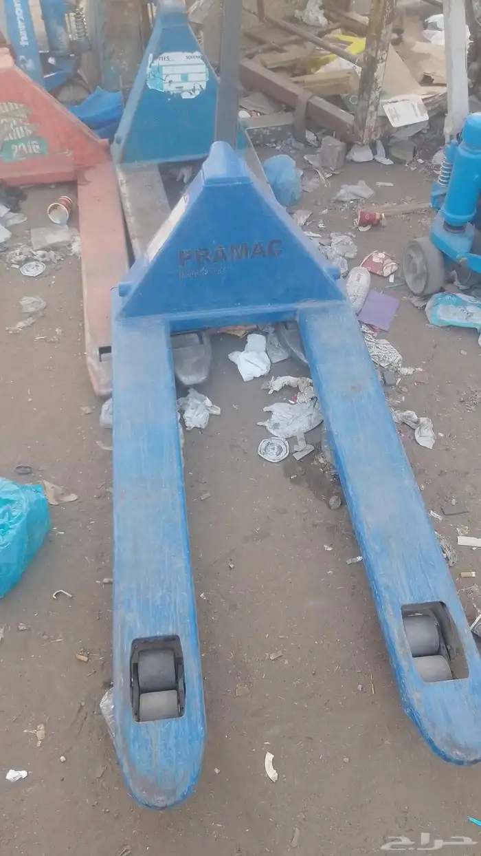 تأجير رافعات شوكيه كرينات سيزرات مان لفت 0