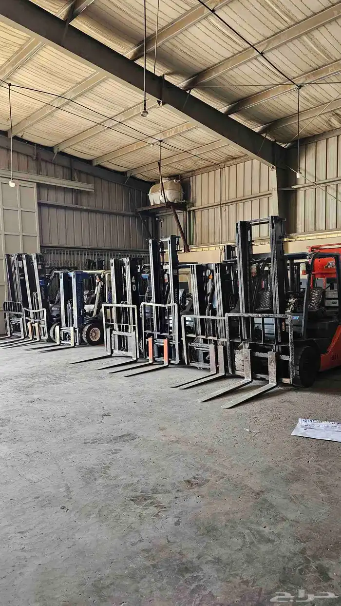 رافعه شوكيه للايجار 3طن 5طن 10طن ايجار شهري فوركلفت forklift 1