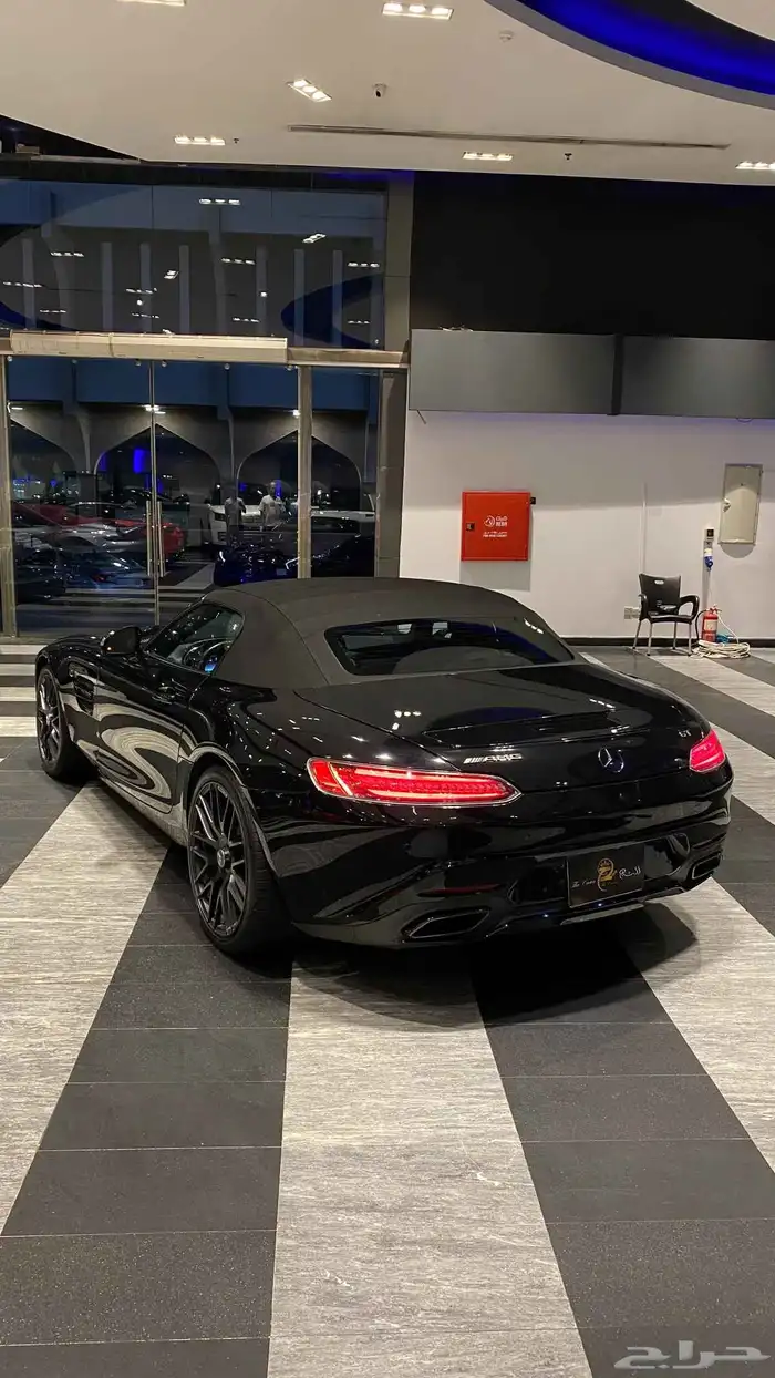 Mercedes AMG GT Roadster 4