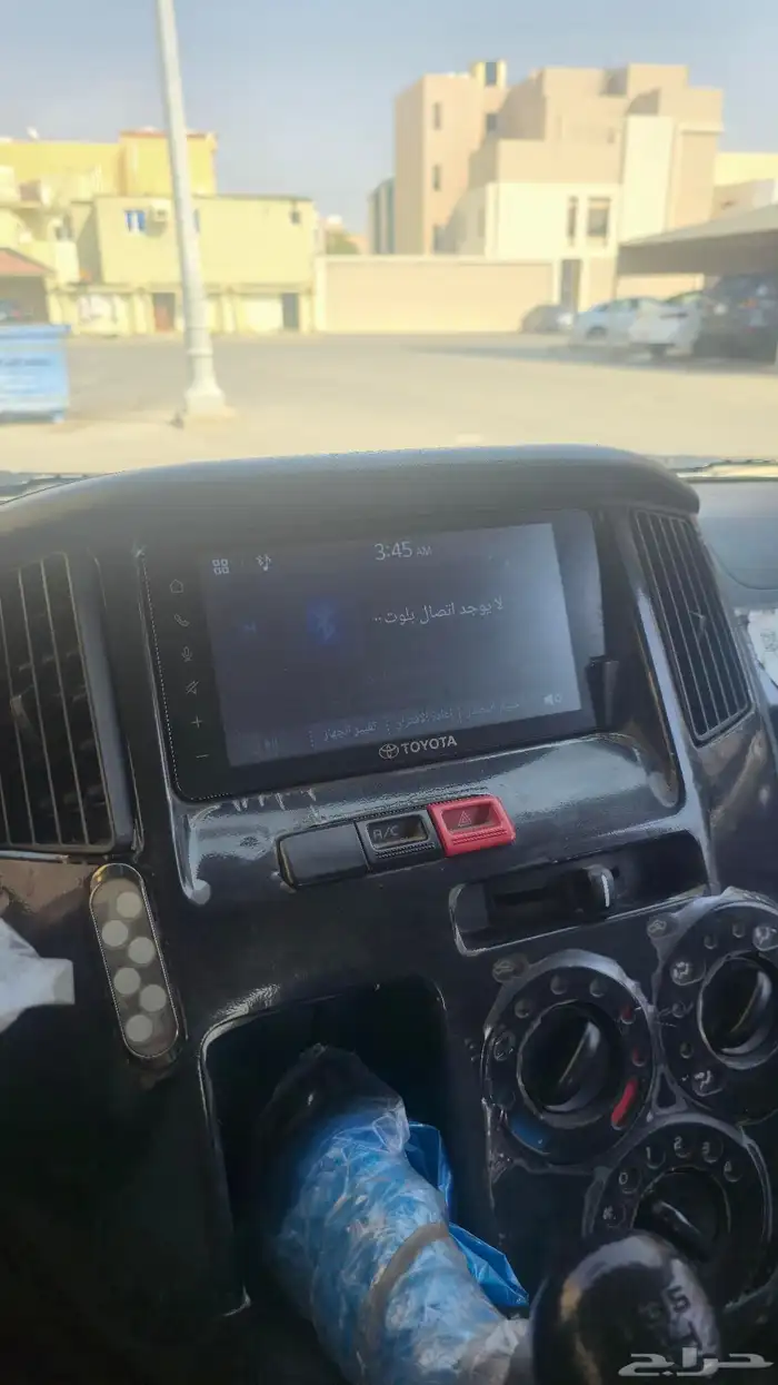 للبيع تويوتا هايس 2023 - قير عادي - ممشى 80 ألف كم ا 0