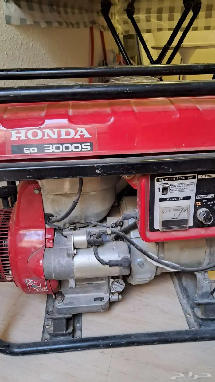 ماطوركهرباءمن شركه هوندا اليابانيه 3000 واط HONDA 2