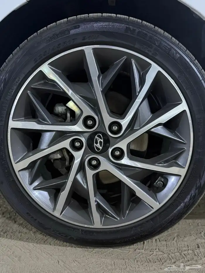 اللنترا فل كامل 2020 بنزين 8