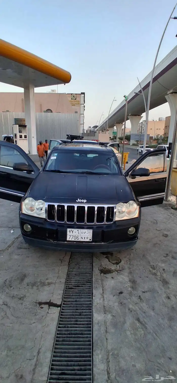 جيب شروكي 2005 0